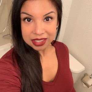 Meet your Posher, Ana